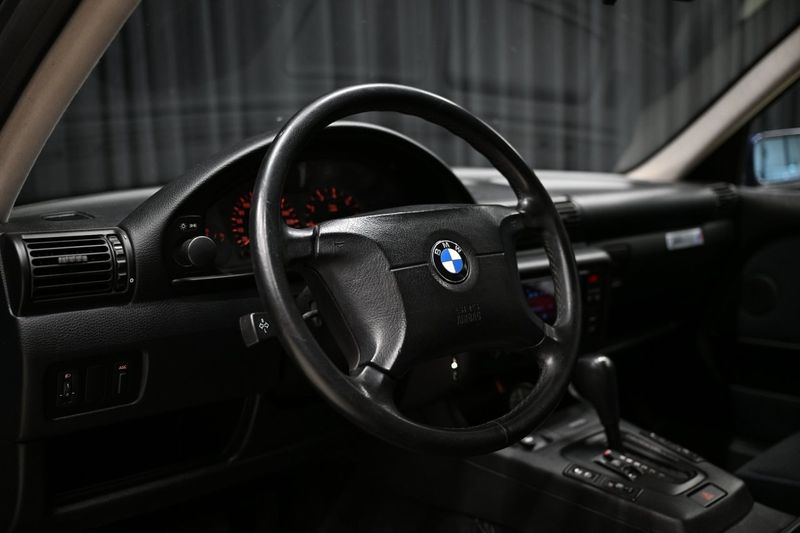 BMW 316 bild 16