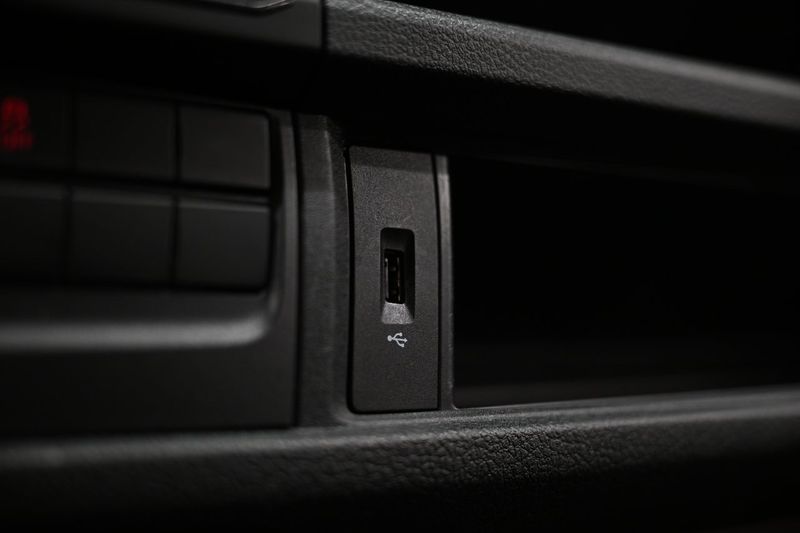 Volkswagen Caravelle bild 25