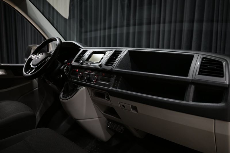 Volkswagen Caravelle bild 28