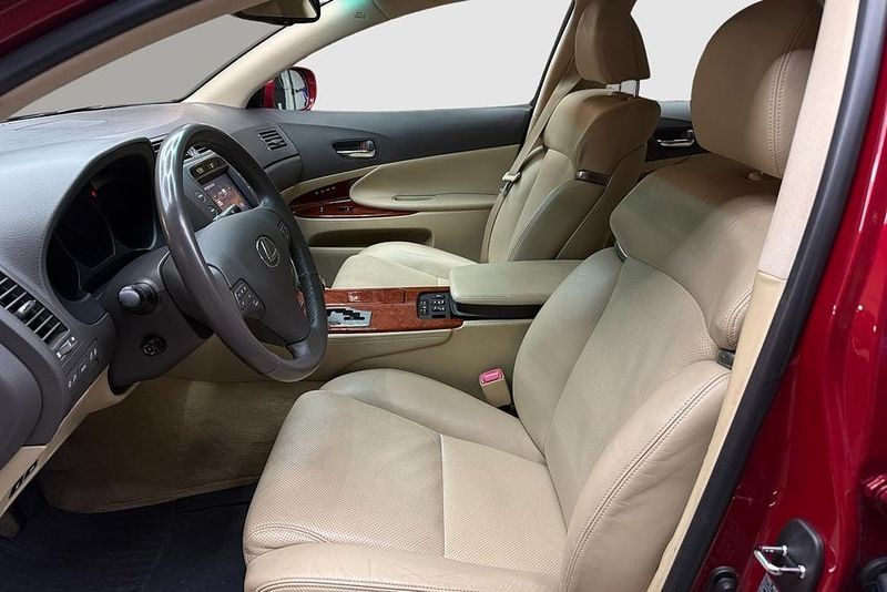 Lexus GS bild 16