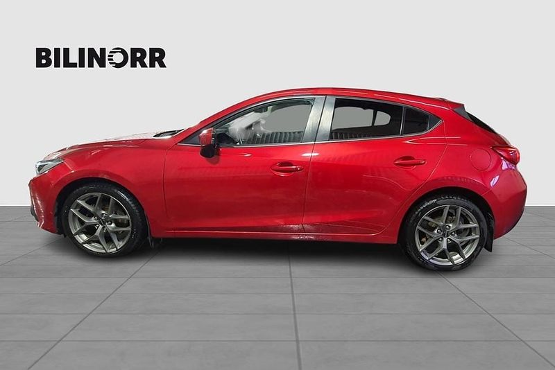 Mazda 3 bild 2