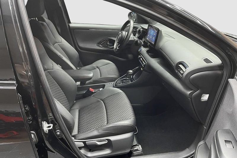 Toyota Yaris bild 16