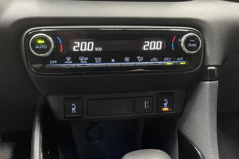 Toyota Yaris bild 17