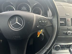 Mercedes C220 bild 17