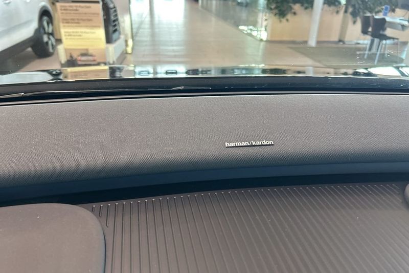 Volvo EX30 bild 23