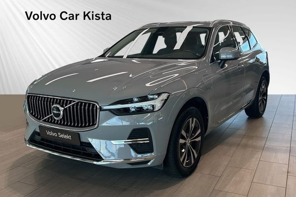 Volvo XC60 Recharge T6 Core Edition B-Kam Drag Carplay Pano - 2024