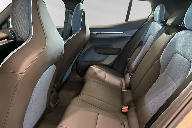 Volvo EX30 bild 8