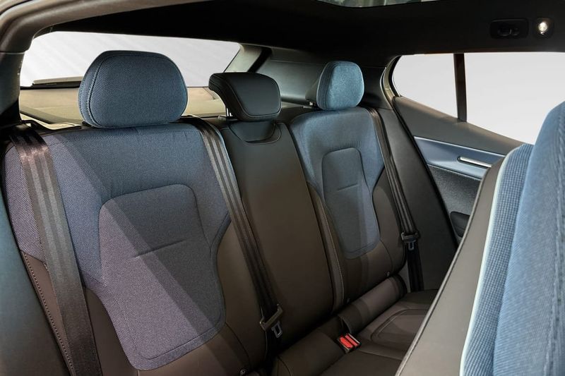 Volvo EX30 bild 11