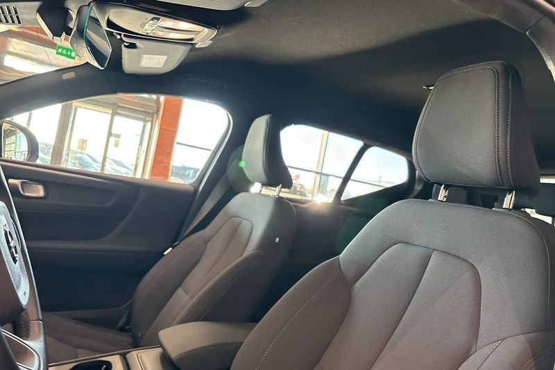 Volvo EX40 bild 18