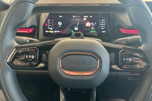 Lynk & Co 08 bild 32