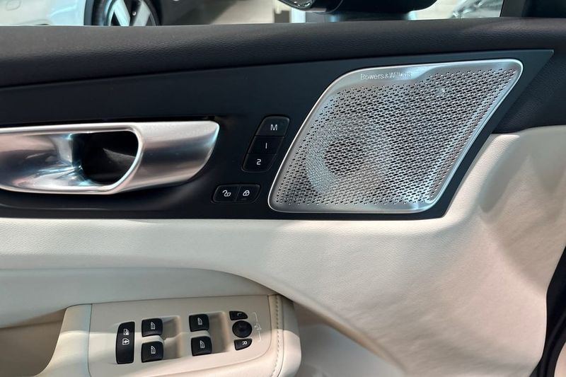 Volvo XC60 bild 24
