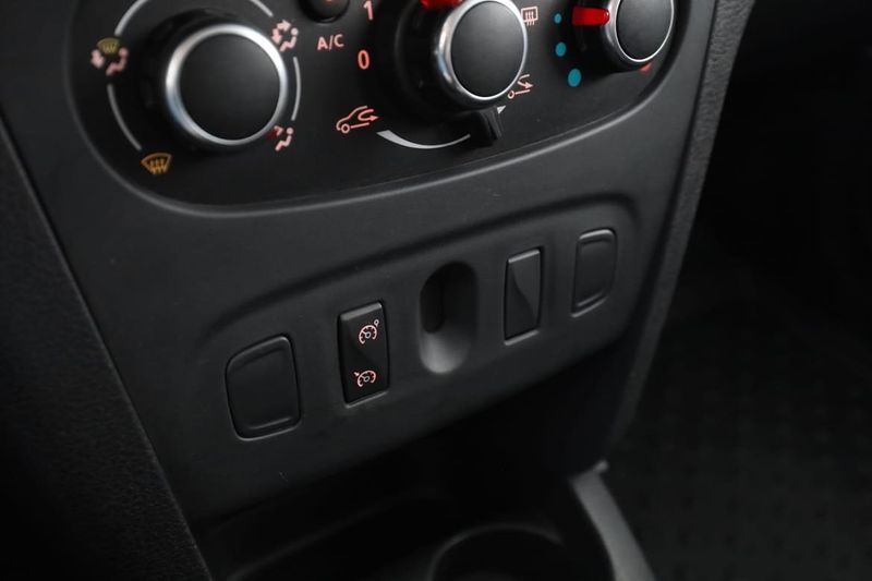 Dacia Sandero bild 26