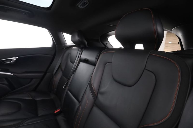 Volvo V40 bild 15
