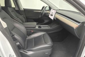 Tesla Model Y bild 7