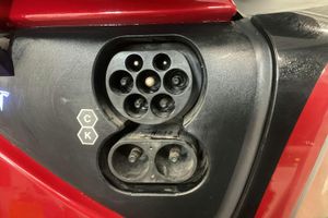 Tesla Model Y bild 17