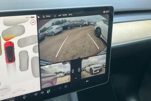 Tesla Model Y bild 13