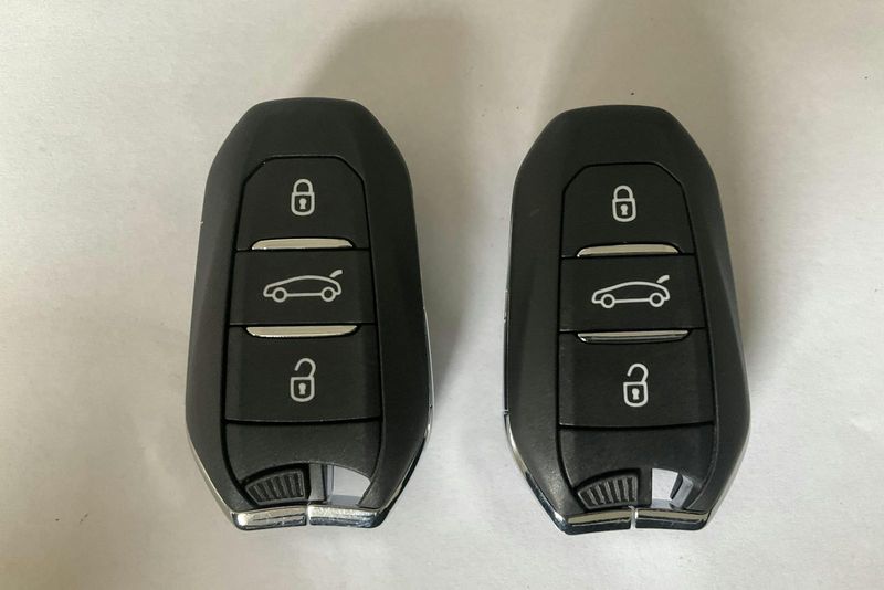 Peugeot 408 bild 14