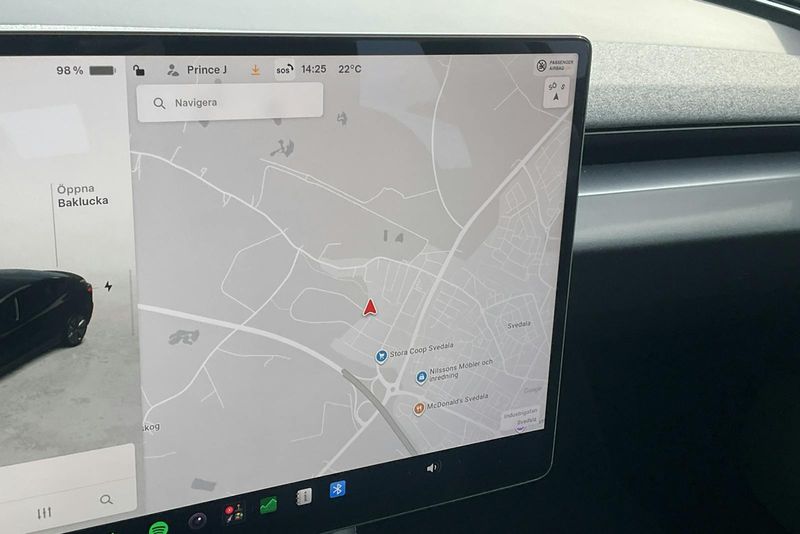 Tesla Model 3 bild 12