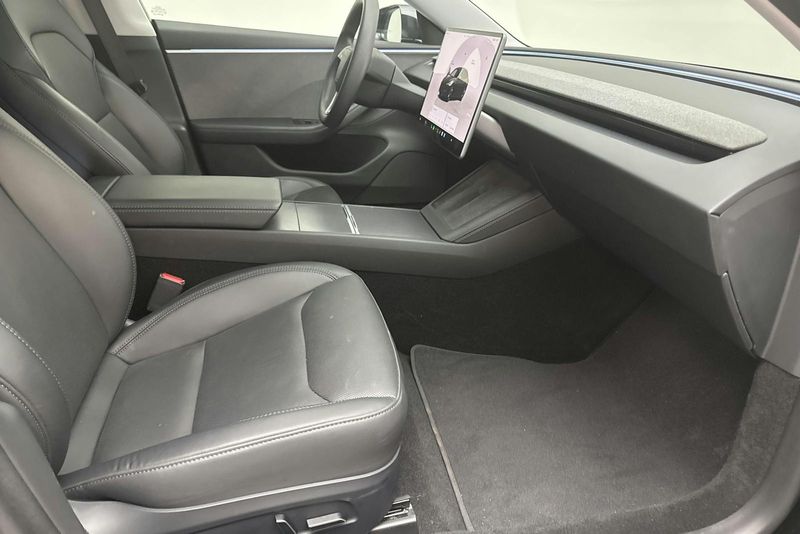 Tesla Model 3 bild 7