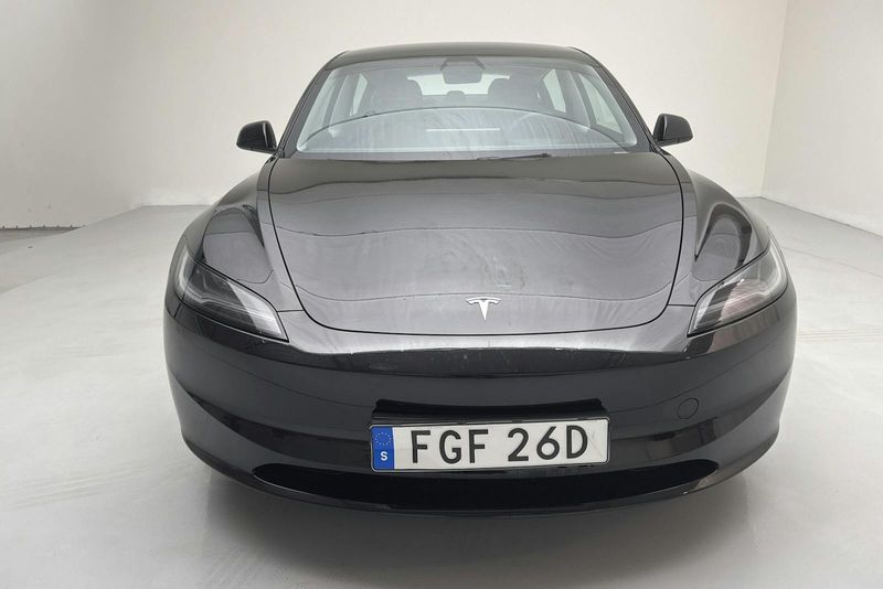 Tesla Model 3 bild 4
