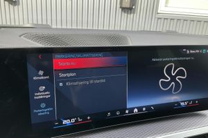 BMW i4 bild 15