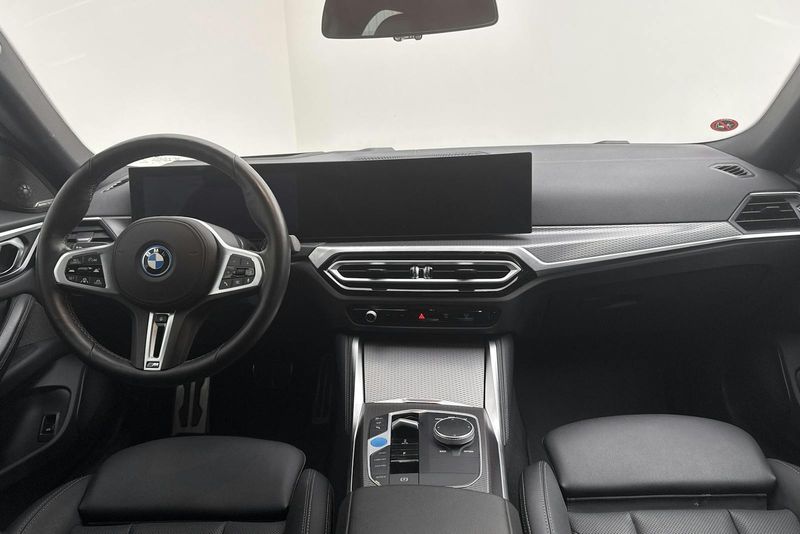 BMW i4 bild 6