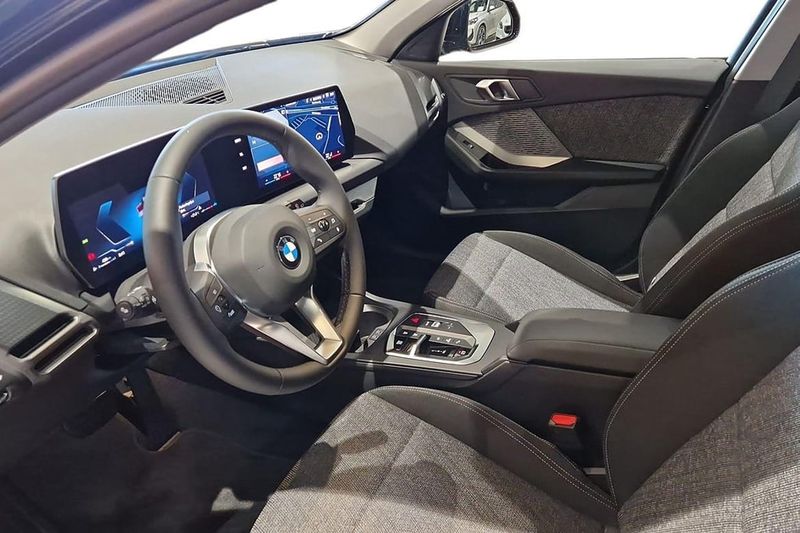 BMW 120 bild 14