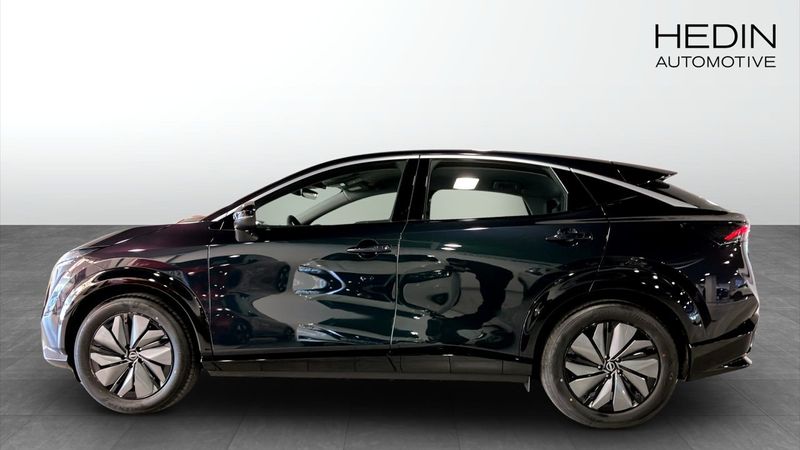 Nissan Ariya bild 4