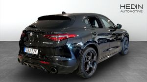 Alfa Romeo Stelvio bild 2