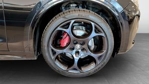 Alfa Romeo Stelvio bild 9
