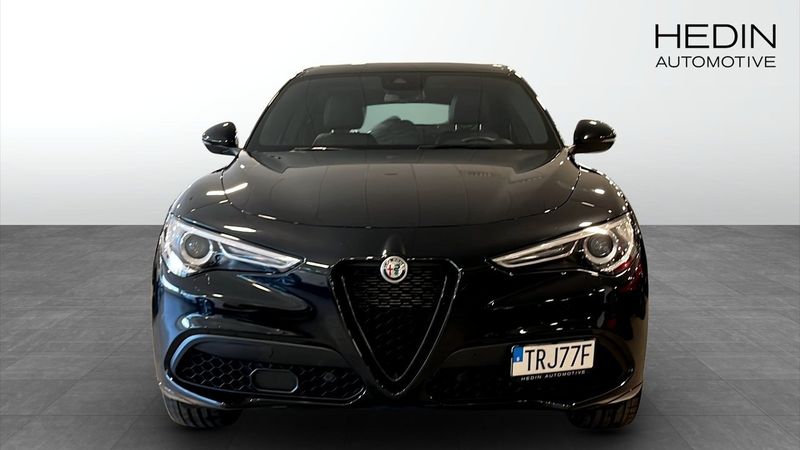 Alfa Romeo Stelvio bild 8