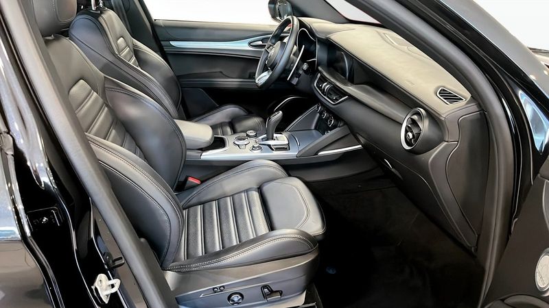 Alfa Romeo Stelvio bild 3