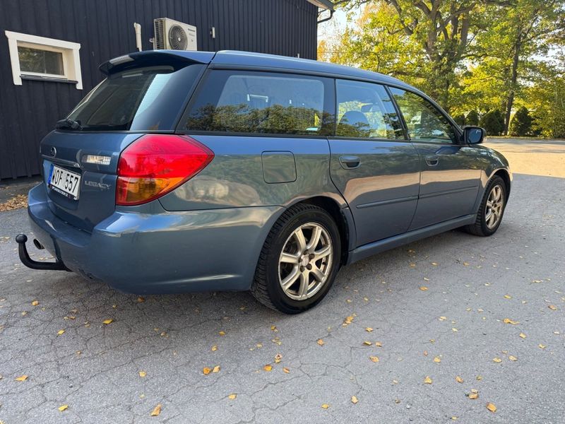 Subaru Legacy bild 4