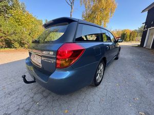 Subaru Legacy bild 3