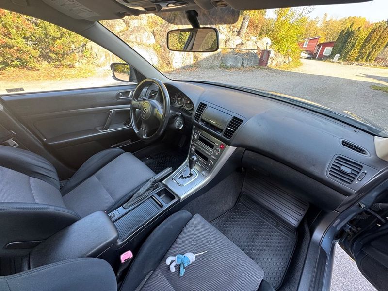 Subaru Legacy bild 9
