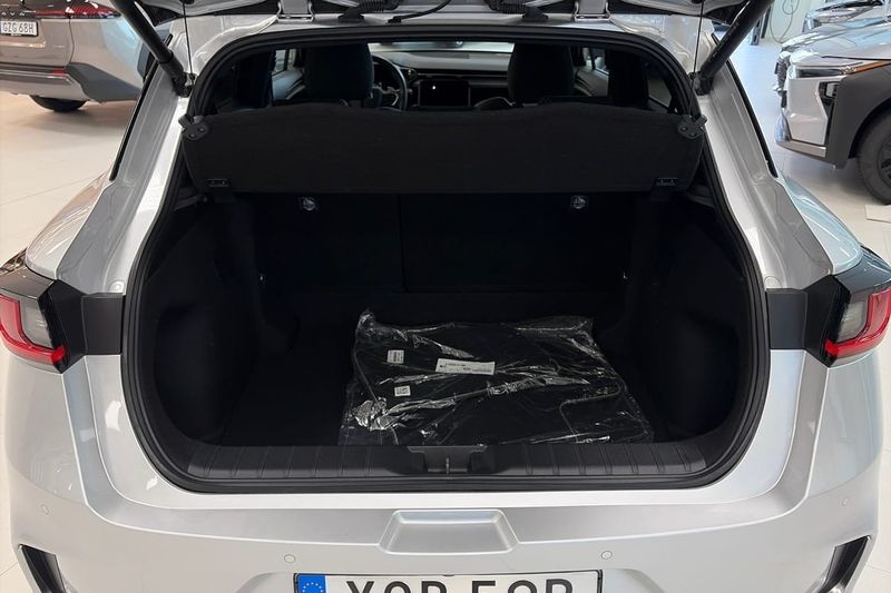 Lexus LBX bild 10