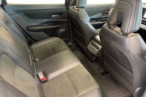Nissan Ariya bild 7