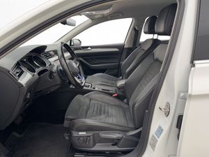 Volkswagen Passat bild 9