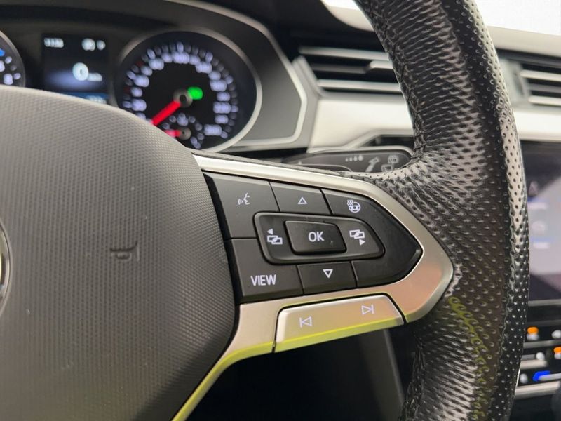 Volkswagen Passat bild 17