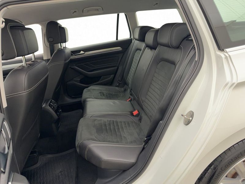 Volkswagen Passat bild 13