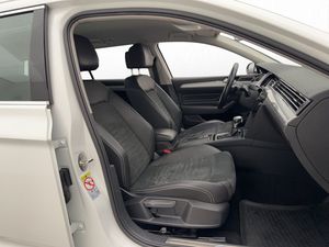 Volkswagen Passat bild 11