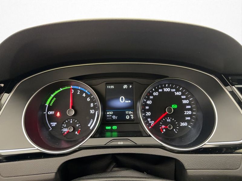 Volkswagen Passat bild 15