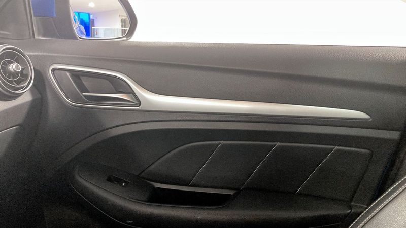 MG ZS EV bild 11