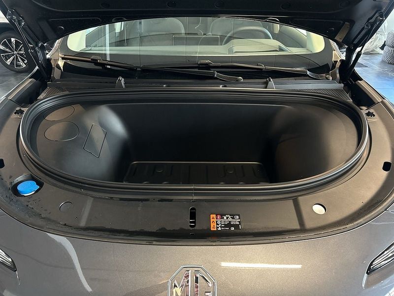 MG S6 EV bild 12