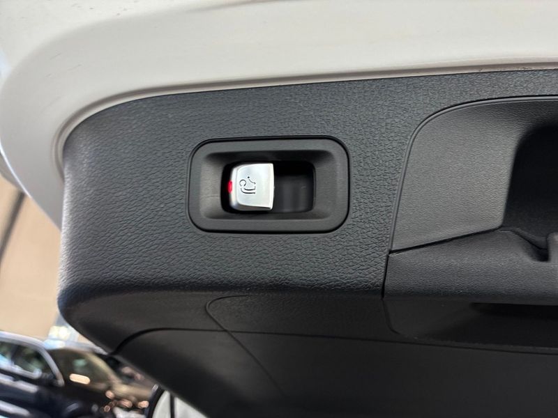 Mercedes EQC400 bild 25
