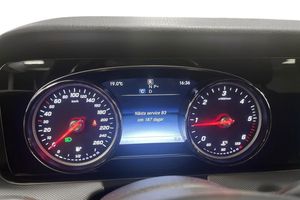 Mercedes E200 bild 15