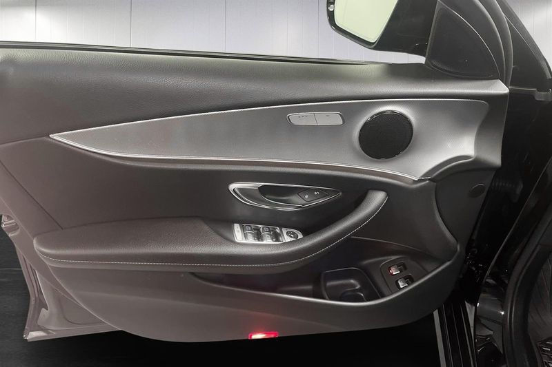 Mercedes E200 bild 7