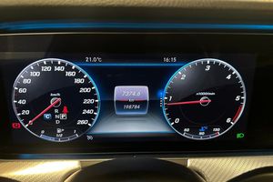 Mercedes E220 bild 5