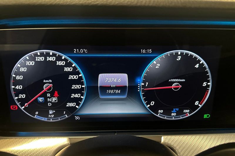 Mercedes E220 bild 5