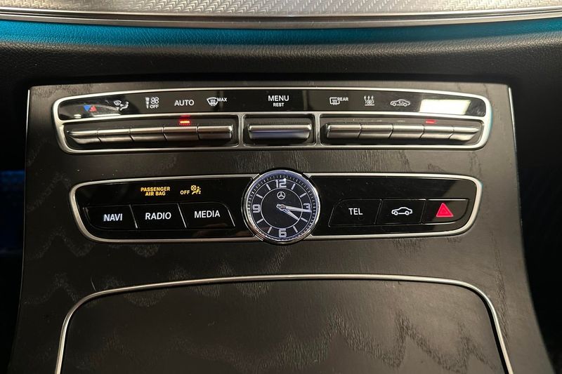 Mercedes E220 bild 17